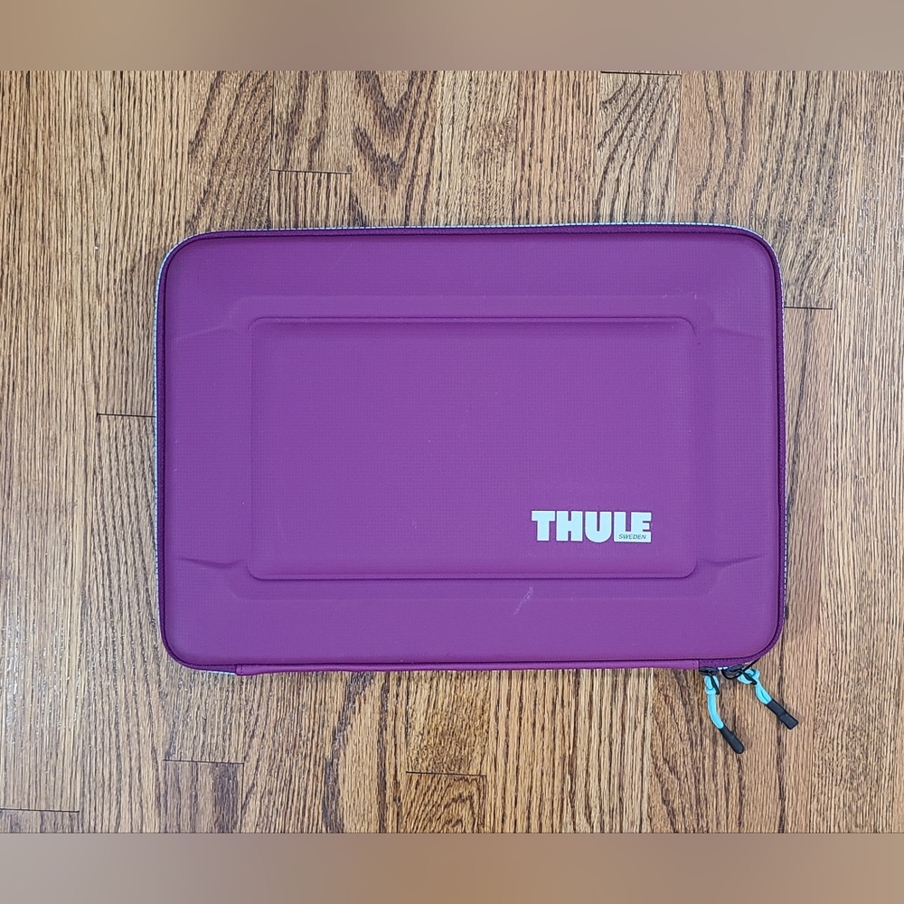 Thule Purple Laptop Sleeve for Women